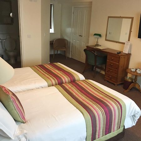 The Tally Ho Hotel - B&B Bicester Exteriér fotografie