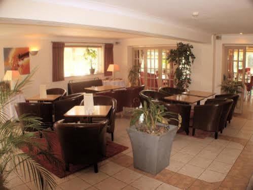 The Tally Ho Hotel - B&B Bicester Exteriér fotografie