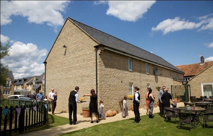 The Tally Ho Hotel - B&B Bicester Exteriér fotografie